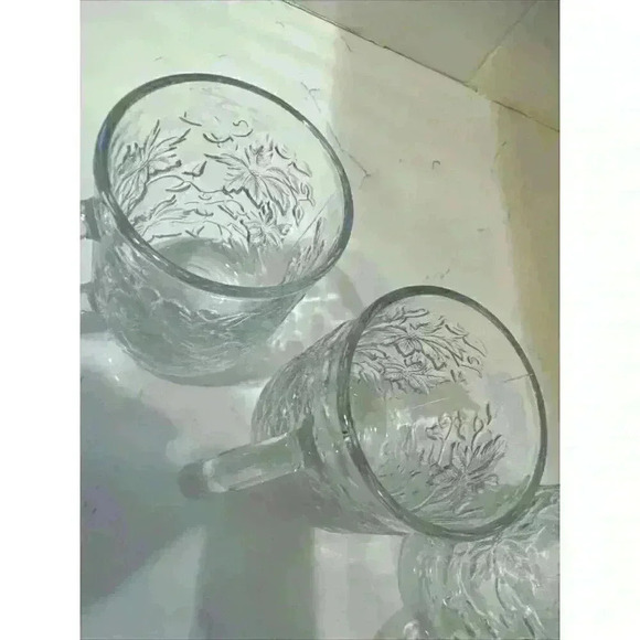 Princess House Fantasia Mugs Cups Poinsettia Crystal Clear Glass Coffee Set of 4 - Picture 9 of 13